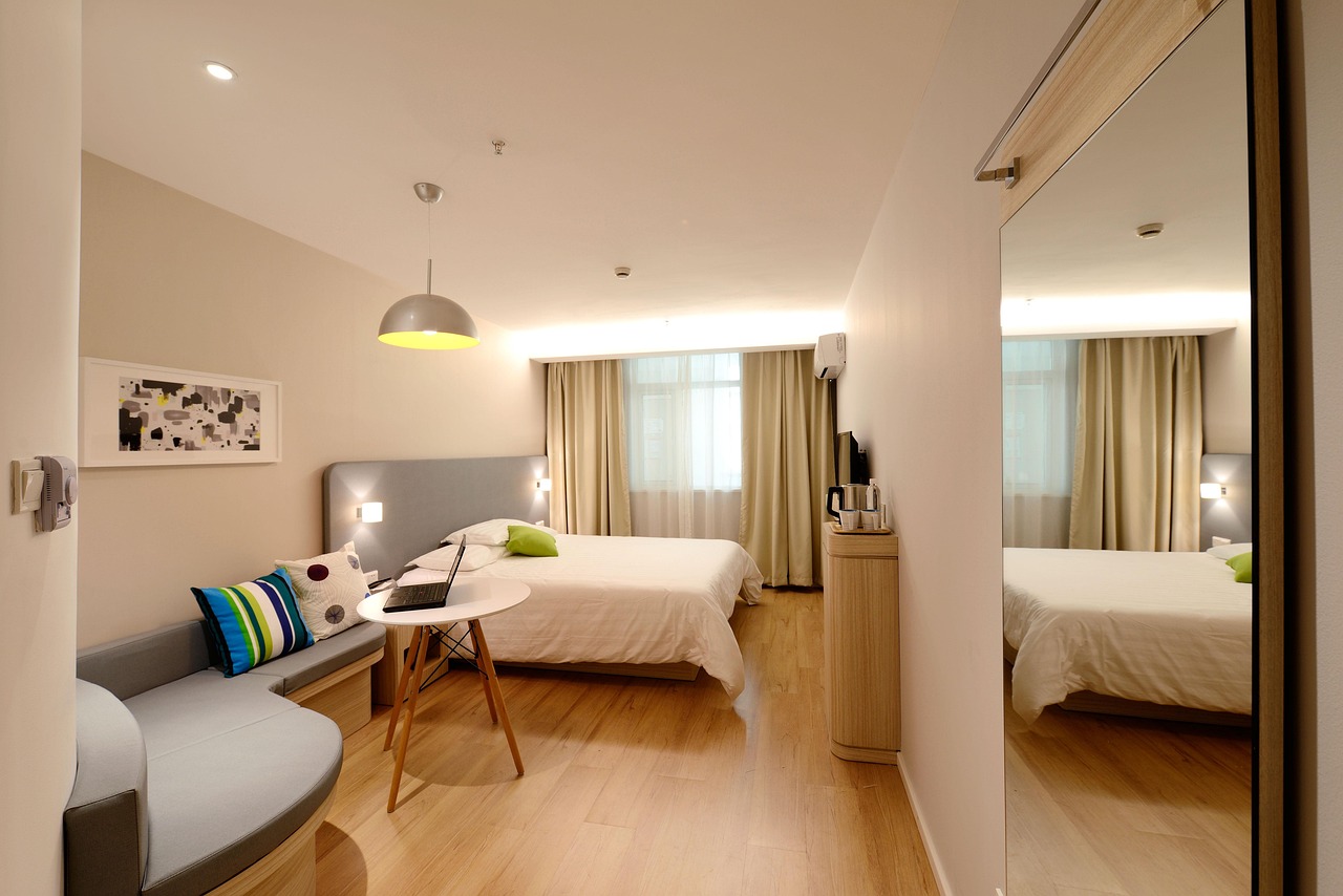 Hotel, room, new product — iBet bonuskoodi - Asiantuntija-artikkeli pelaajille